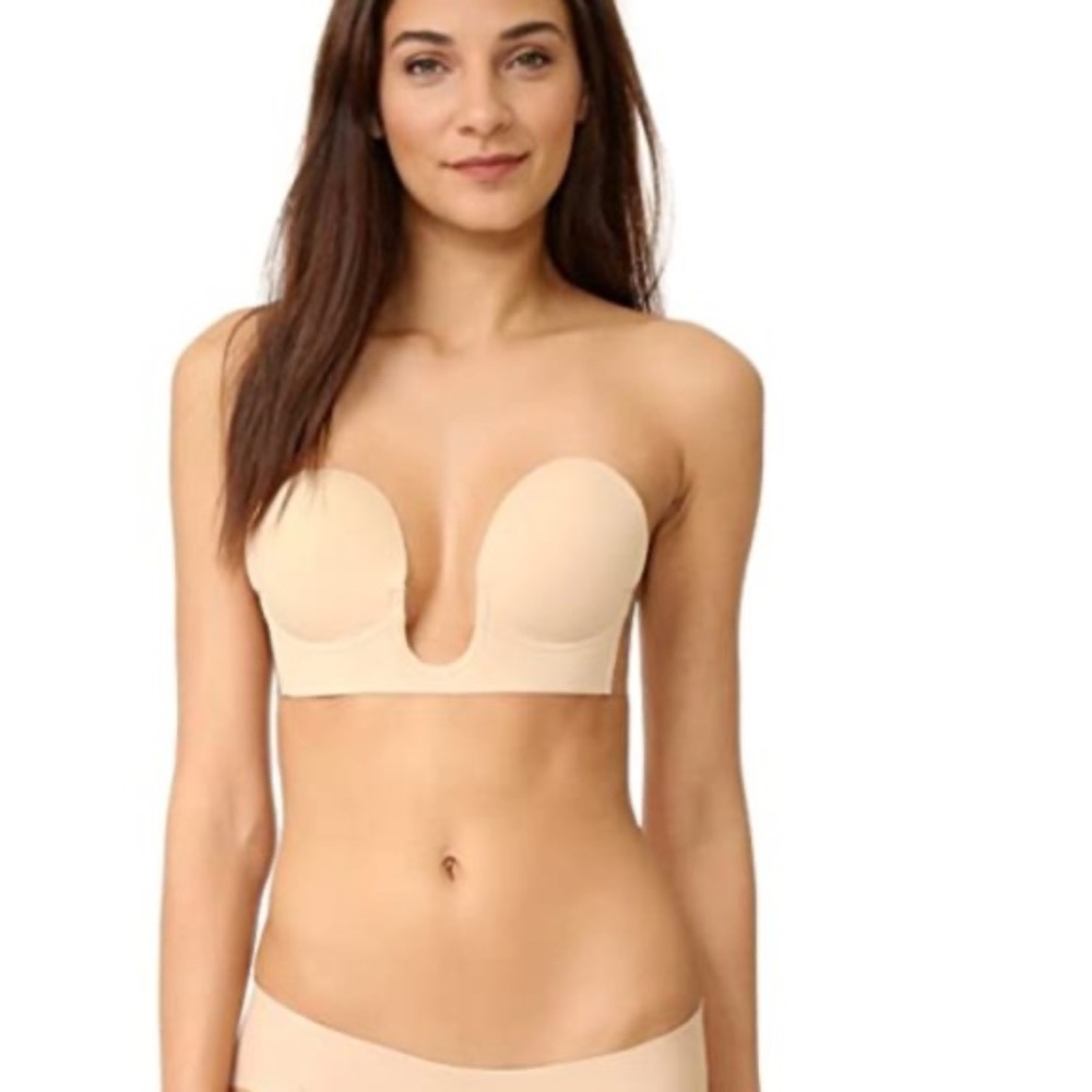 NEW Heidi Klum Intimates Deep Plunge Bra Backless Strapless Adhesive A/B NIP